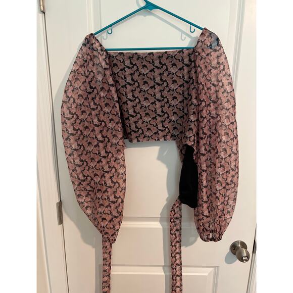 Lulus Pretty Little Flower Organza Wrap Crop Top – Black Floral Print –  Medium - Picture 4 of 4